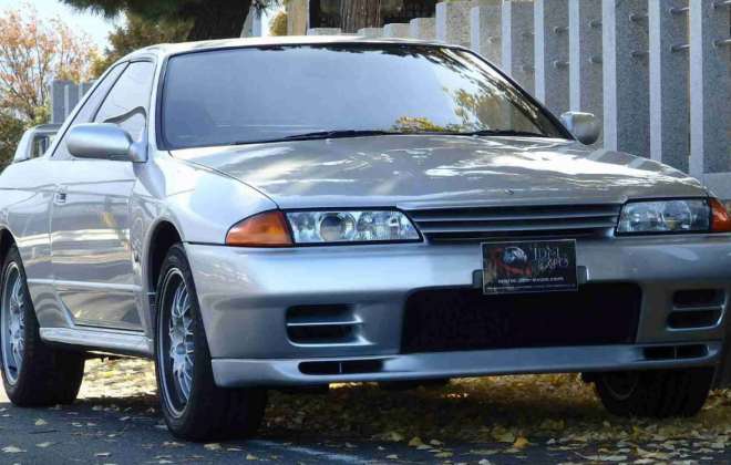 1994 R32 V-Spec II GTR Spark Silver Metallic exterior images Classic Register (5).png