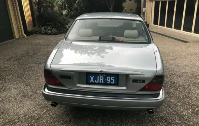 1995 Jaguar XJR (X306) 6 cylinder blue images RHD Australia (1).png