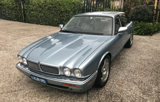 1995 Jaguar XJR (X306) 6 cylinder blue images RHD Australia (13).png