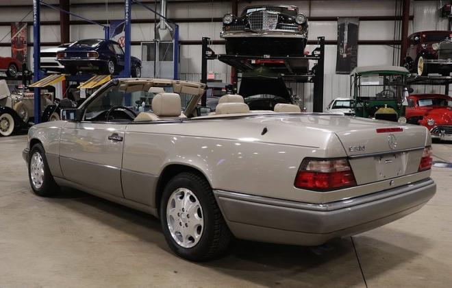 1995 Mercedes W124 E320 Cabriolet convertible smoke silver images (1).jpg