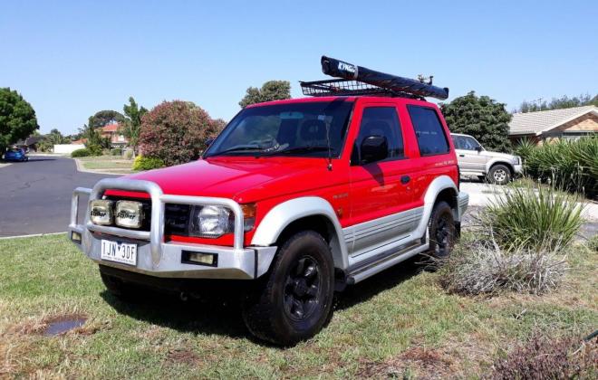 1995 SWB Gen 2 Pajero NJ red with leather images (12).jpg