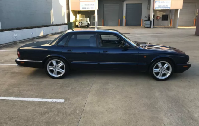 1999 Blue Jaguar XJR X308 Australia RHD images (17).png