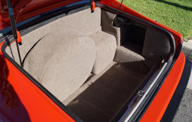 2. Jaguar XJR-S V12 interior images (2).jpg
