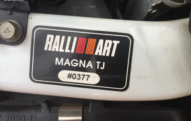2002 Mitsubishi Magna TJ Ralliart Sedan White Images build number  0377(11).png