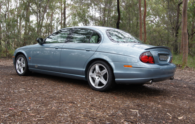 2003 Jajuar S-Type R V8 Sedan for sale Australia (2).png