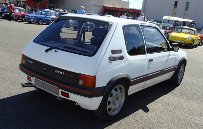 205 GTI Alpine White Phase 1.png