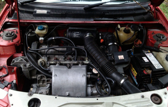 205 GTI Phase 1.5 engine picture.png