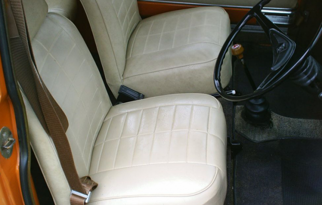 Australian Mini Clubman GT parchment seat vinyl.png