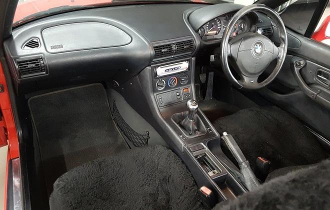 BMW Z3 Roadster dashboard.jpg