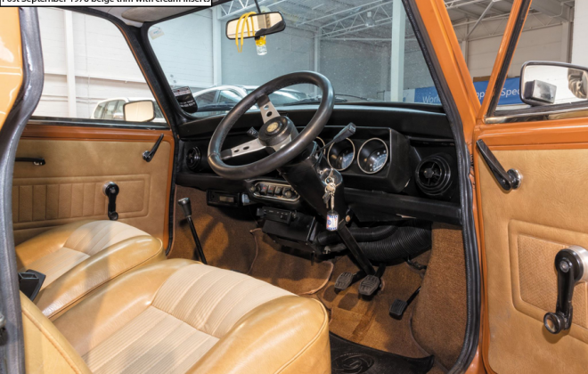 Beige Leyland Mini GTS interior dash.png