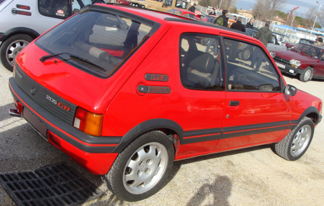 Cherry Red Le Mans Red Peugeot 205 GTI Phase 1.png