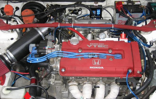 Civic Type R Engine bay 8.jpg