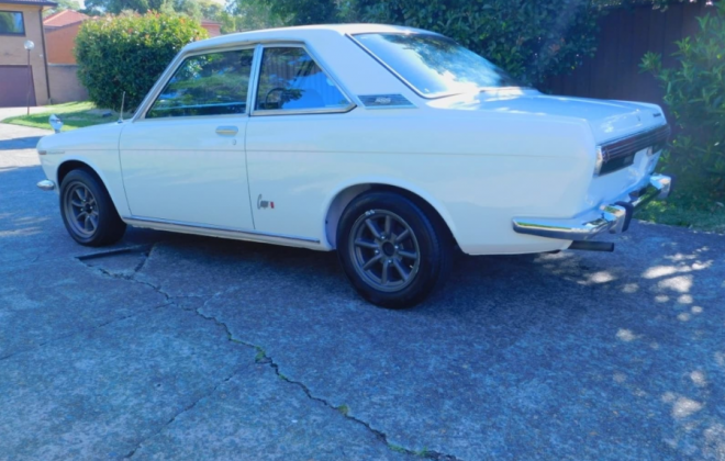 Datsun Nussan Bluebird SSS 510 Coupe 1969 white image (12).png