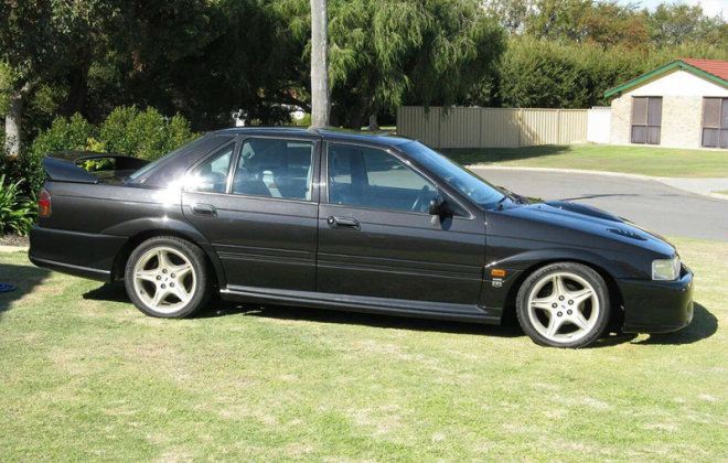 EB Falcon GT Pearl Black code J4 paint image.png