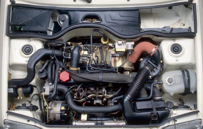 Engine bay GT Turbo Renault 5.jpg