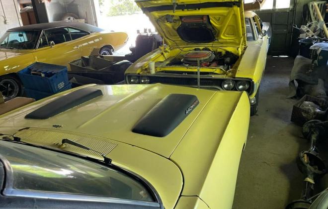 For sale Yellow and Black Dodge Coronet Super Bee 440 6 pack 1969 for sale (2).jpg