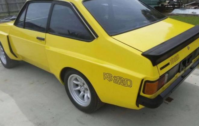 Ford Escort RS2000 Coupe yellow with bodykit (5).JPG