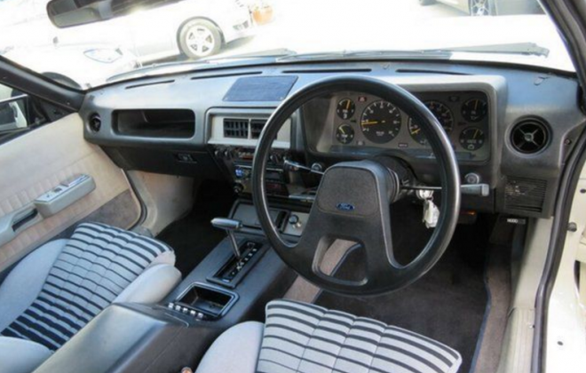 Ford Fairmont XD ESP 5.8l V8 interior scheel seats 1981 (1).png