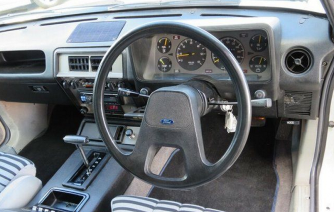 Ford Fairmont XD ESP 5.8l V8 interior scheel seats 1981 (2).png