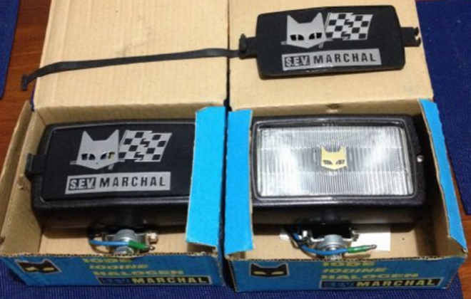 Ford Falcon Fairmont Ghia XD ESP Marchal driving lights fog lights (1).png