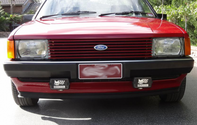 Ford Falcon Fairmont Ghia XD ESP Marchal driving lights fog lights (2).png