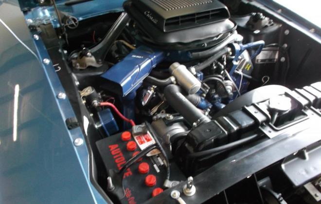 Ford Mustang Mach 1 428 Cobra Jet engine.jpg