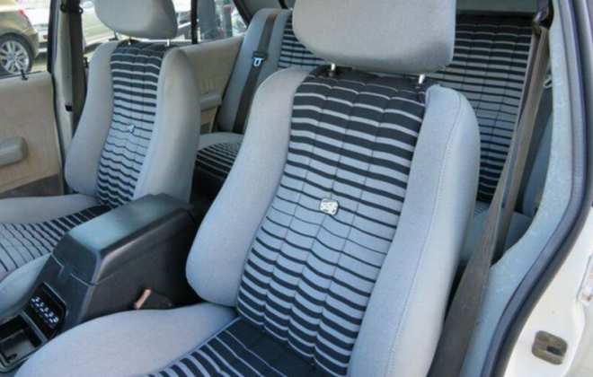 Ford XD ESP grey interior trim scheel seats (4).png