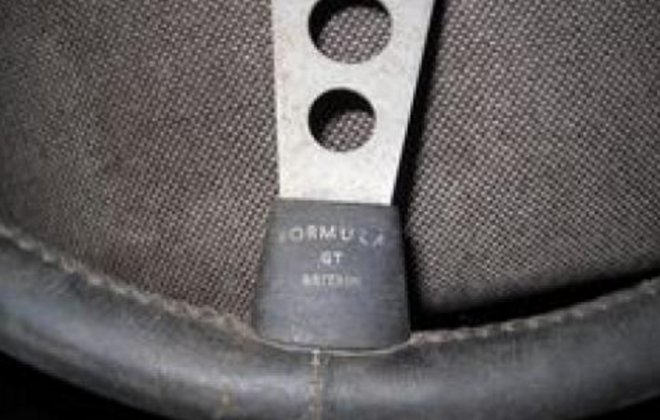 Formula GT 1275LS steering wheel leyland mini.png