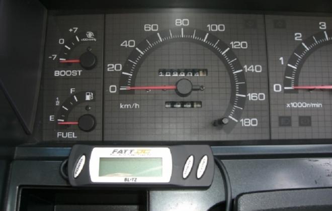 GTS-R Nissan Skyline R31 dashboard.jpg