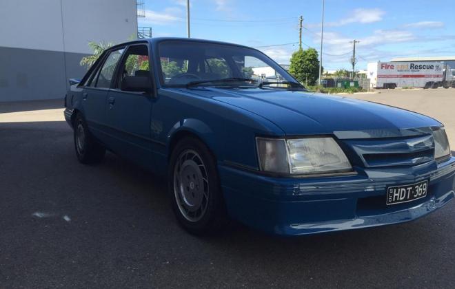 Holden Commodore VK Group A HDT Blue Meanie 1985 (5).jpg