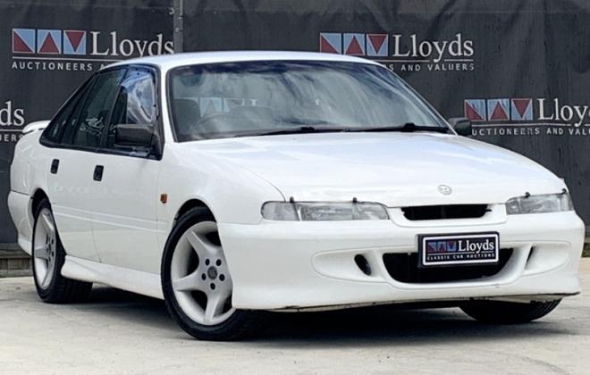 Holden HSV 1994 VR CLubsport White images 2021 (1).jpg