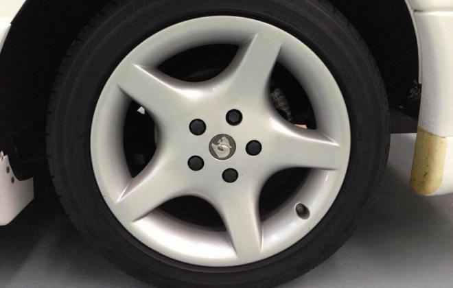 Holden HSV VP GTS 17 inch wheels 1992.jpg