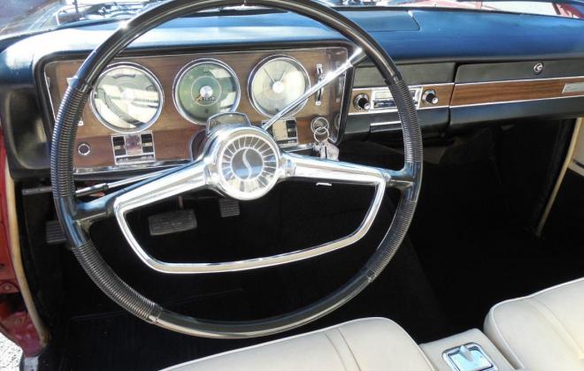 Interior 1966 Studebaker Daytona Sports Sedan creme vinyl (1).jpg