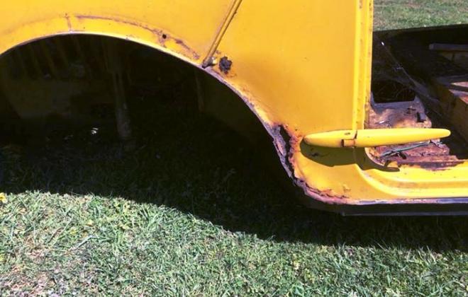 Leyland Mini Sunshine shell stripped unrestored images yellow devil 1977 (10).jpg