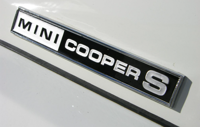 MKIII Mini Cooper S rear boot badge.png