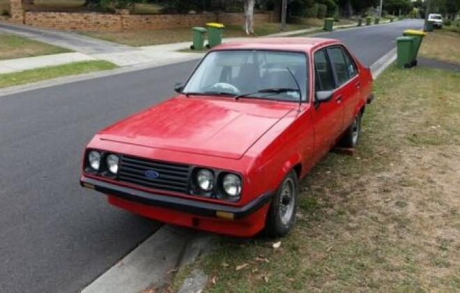 Monza Red Australian RS2000 Escort sedan 2019 (8).jpg