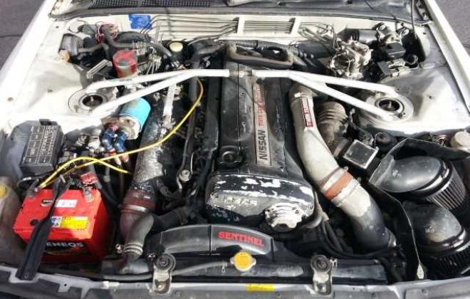 Nissan Skyline R32 GTR Engine bay.jpg