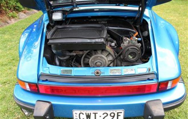 Porsche 930 Turbo Engine bay.jpg