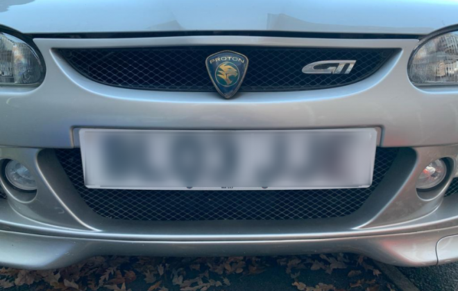 Proton Satria GTI front air dam badge grille 2001.png