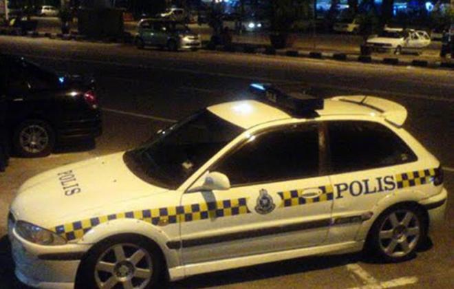 Proton Satria GTi police car Malaysia (2).jpg
