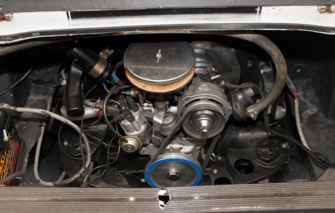 Puma GT 1600 engine.jpg