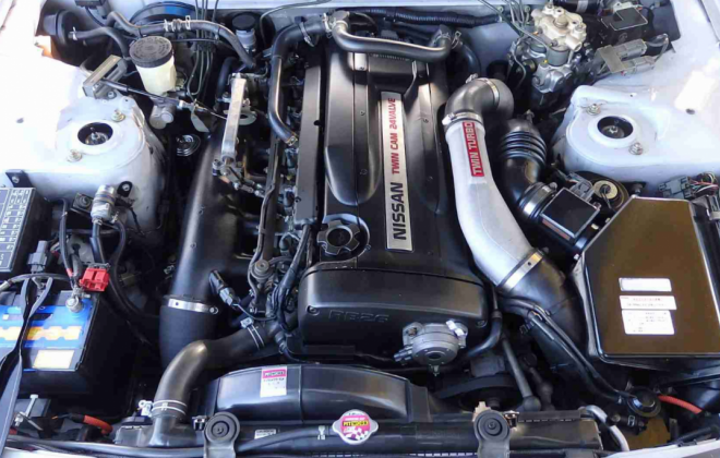 R32 GTR V-spec II engine bay images silver (3).png