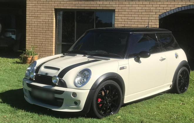 R53 2006 Cooper S John Cooper Works fully optioned Australia (3).jpg