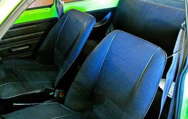 RS1600 cloth seats.jpg