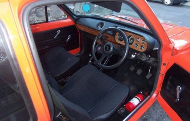 RS2000 mk1 interior.jpg