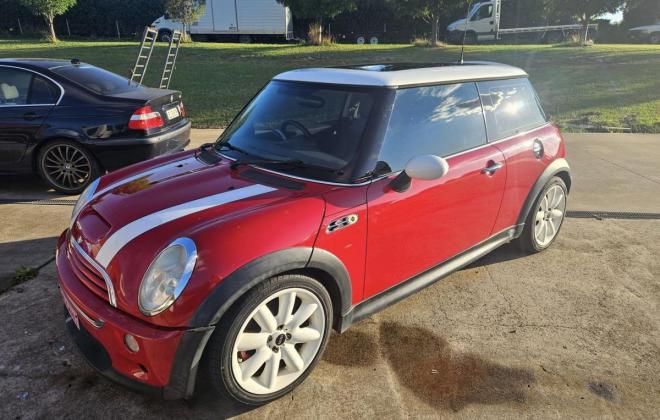 Red and white R53 Mini Cooper S JCW 2004 Australia (1).jpg