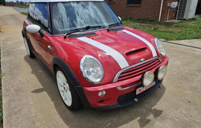 Red and white R53 Mini Cooper S JCW 2004 Australia (11).jpg