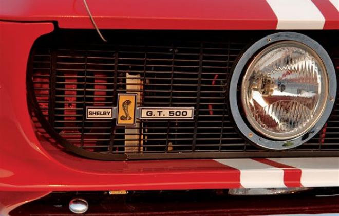 SHelby GT 500 Grille bandge.jpg