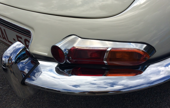 Series 1 Jaguar XK-E E-Type rear convertible tail lights Classic Register (3) copy.png