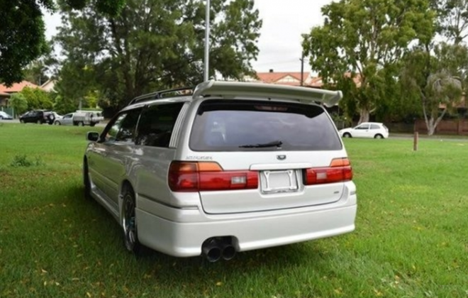 Silky Snow Pearl White Nissan Stagea 260RS 1998 series 1 model white NSW Australia (19).png